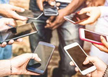 বন্ধ হবে না অবৈধ মোবাইল ফোন