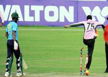 আবারো বিতর্কে সাকিব, অসদাচারণের জন্য চার ম্যাচ নিষিদ্ধ