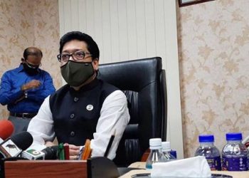 ৫ আগস্টের আগে কারখানায় যোগ দেওয়া বাধ্যতামূলক নয়: জনপ্রশাসন প্রতিমন্ত্রী