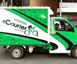 বদলে যাচ্ছে কুরিয়ার সেবার রূপ