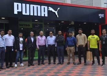 ধানমন্ডিতে পুমার বিক্রয়কেন্দ্র চালু