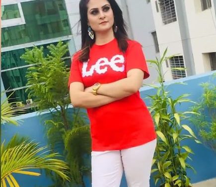 টিকটকে ভাঙছে সংসার ,সন্তানদের ভবিষৎ অনিশ্চিত