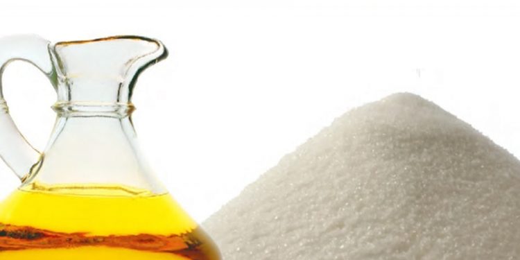 তেল ও চিনির দাম ক্রমাগত বেড়েই চলেছে