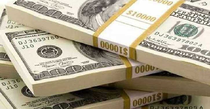 টাকার বিপরীতে ডলারের চড়া ভাব দেশের অর্থনীতিতে বহুমুখী সংকট সৃষ্টি