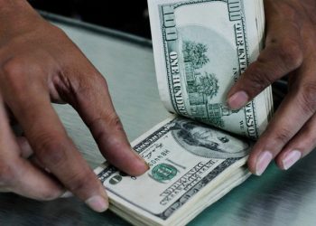 প্রায় ২২ শতাংশ প্রবাসী আয় কমেছে