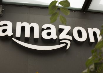 ২০২ কোটি টাকা জরিমানা অ্যামাজনকে