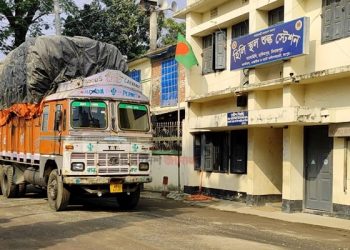 দ্বিগুণ বেড়েছে হিলিতে ভারতীয় পণ্য আমদানি