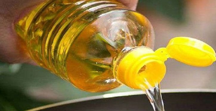 চরম অস্থিরতা ভোজ্যতেলের বাজারে