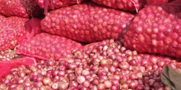 কৃষকদের দাবি জুলাই পর্যন্ত পেঁয়াজ আমদানি বন্ধের