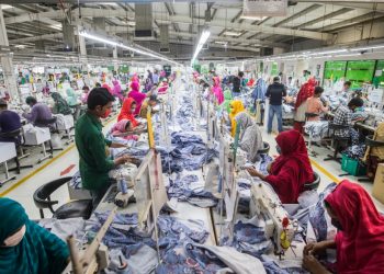 ১৬ দিনেই পণ্য পৌঁছাবে,ইতালি থেকে জাহাজ আসছে চট্টগ্রাম বন্দরে