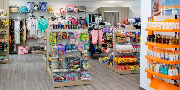 বিপাকে বাংলাদেশিরা,ইতালিতে মুদি দোকান বন্ধে নতুন নির্দেশনা