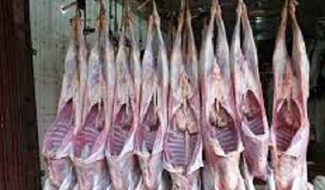 হাজার ছাড়াল খাসির মাংস,সবজিতে নেই স্বস্তি