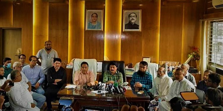 ‘‘প্রায় ২০০ কোটি টাকার লোকসান’’