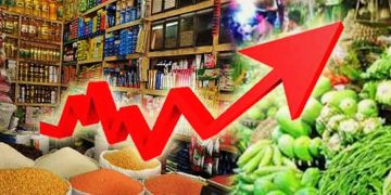 লাগামহীন আকাশচুম্বী মূল্যবৃদ্ধির কারণে আমরা অসহায়