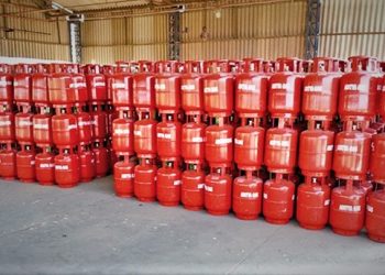 এলপি গ্যাসের দাম কমলো ৬৫ টাকা