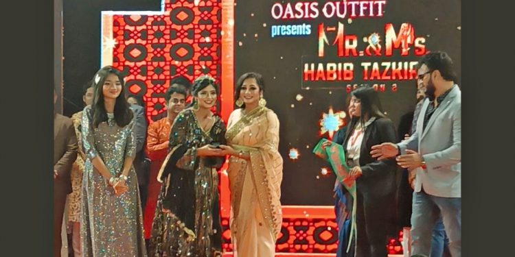 “মিস্টার এন্ড মিস হাবিব তাজকিরাজ এওয়ার্ড জিতলো ইনফ্লুয়েন্সার রাজশ্রী”