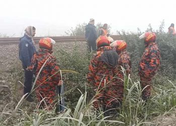 ট্রেনে কাটা পড়ে সেনা সদস্যসহ দুইজন নিহত
