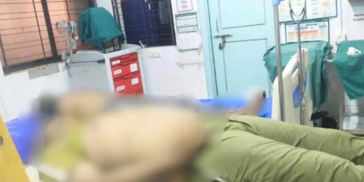 সমুদ্র সৈকতে গোসলে নেমে বাবা ছেলে’র মৃ/ত্যু