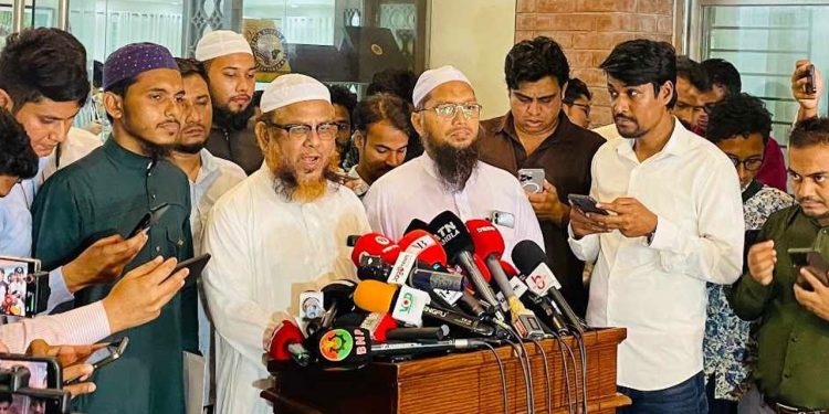 মৌলিক সংস্কারে দলগুলো একমত না হলে প্রয়োজনে দিতে হবে গণভোট : আতাউর রহমান