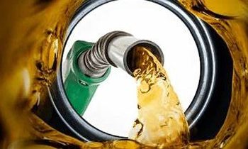 যুক্তরাষ্ট্রের হামলার পর আন্তর্জাতিক বাজারে বেড়েছে তেলের দাম