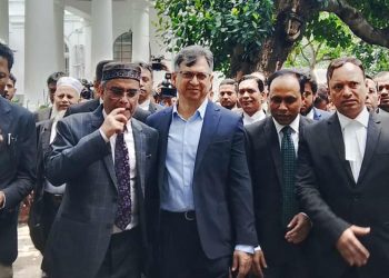 হাসিনাসহ ৭ জনের বিরুদ্ধে আন্তর্জাতিক ট্রাইব্যুনালে গুমের অভিযোগ সালাহউদ্দিনের