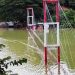 হতাশ পর্যটকরা ডুবে আছে এখনও ‘ঝুলন্ত সেতু’