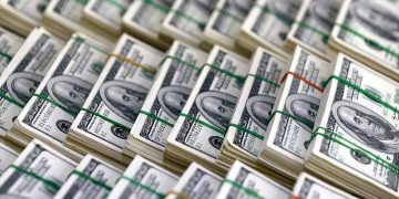 ১৬ দিনে রেমিট্যান্স ১২৬ কোটি ডলার আগস্টের