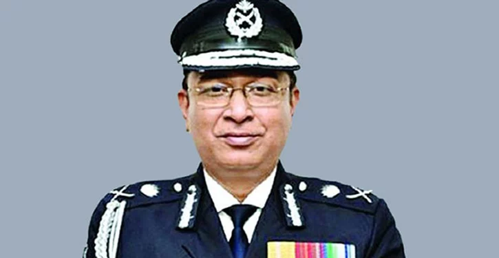 গ্রেপ্তারি পরোয়ানা সাবেক আইজিপি জাবেদ পাটোয়ারীসহ-৫ জনের বিরুদ্ধে