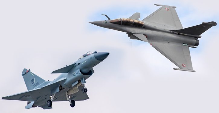 ১২টি জঙ্গি বিমান কিনতে চায় বাংলাদেশ চীনের কাছ থেকে