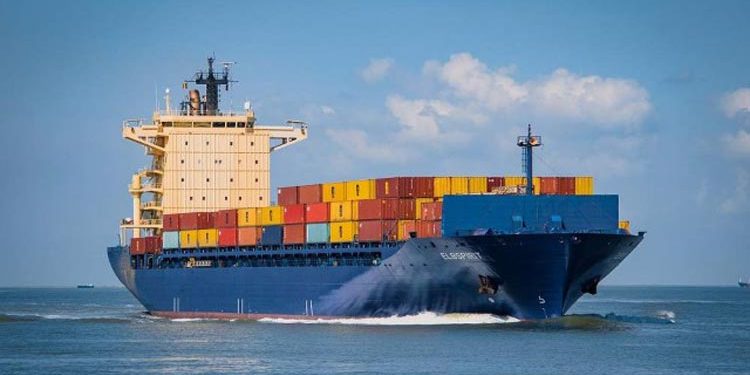 ‘প্রক্রিয়াগত জটিলতা’ দেখছে অন্যপক্ষ, ফিডার জাহাজ কমাতে চায় বন্দর