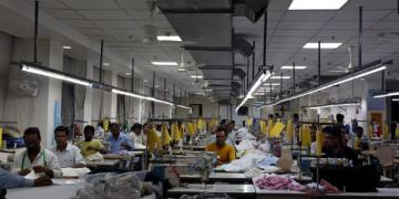 মার্কিন শুল্ক আরোপে এশিয়ার বৃহত্তম আয়ের গ্রেড হ্রাস পাচ্ছে ভারত