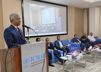 বেড়ে গেছে জাতীয় ঋণ : এনবিআর চেয়ারম্যান