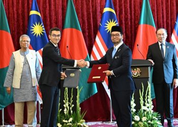 মালয়েশিয়া ও বাংলাদেশ এর মধ্য ৫টি সমঝোতা স্মারক, নোট বিনিময় স্বাক্ষর তিনটি