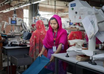 স্থগিত কার্যাদেশ ফিরতে শুরু করেছে মার্কিন শুল্ক হ্রাসের পর, স্বস্তির সুবাতাস পোশাকখাতে