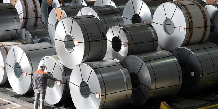অনিশ্চয়তা বাড়ছে ইউরোপের ইস্পাত খাতে