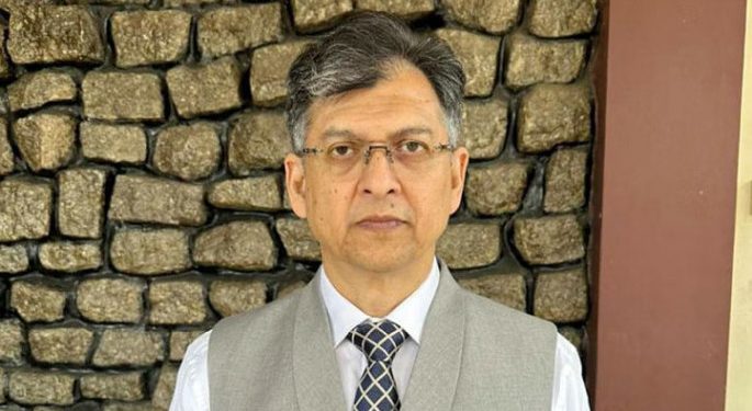 খারাপ নজির হবে জুলাই সনদ সংবিধানের উপর প্রাধান্য পেলে: সালাহউদ্দিন আহমদ