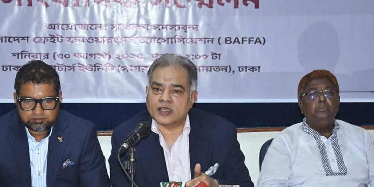 ‘রপ্তানিতে কনটেইনার হ্যান্ডেলিং চার্জ প্রভাব ফেলবে নেতিবাচক ’