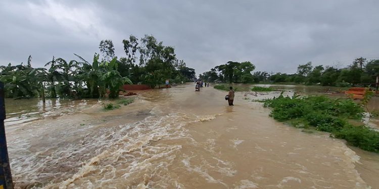 বন্যার সতর্কতা জারি চার জেলায়
