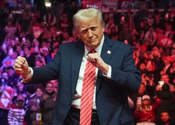 ট্রাম্পের নতুন শুল্ক কার্যকর এখন থেকে