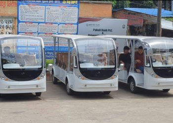 ই-কার সেবা চালু চট্টগ্রাম বিশ্ববিদ্যালয়ে