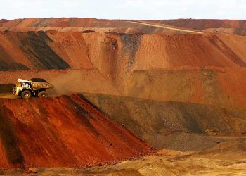 স্থিতিশীল আকরিক লোহার দাম বিশ্ববাজারে