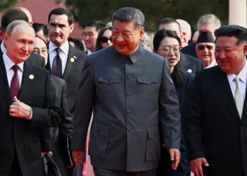 সামরিক সক্ষমতা দেখাল চীন কিম-পুতিনকে ডেকে