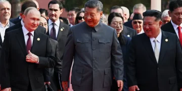 সামরিক সক্ষমতা দেখাল চীন কিম-পুতিনকে ডেকে