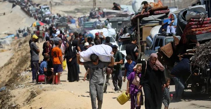 গাজা সিটিতে ইসরায়েলের তীব্র হামলা, পালাচ্ছেন প্রাণভয়ে মানুষ