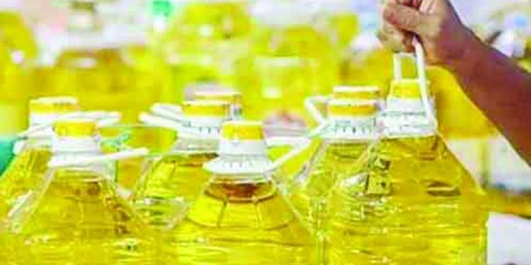 দাম বাড়ানোর সিদ্ধান্ত সয়াবিন তেলের