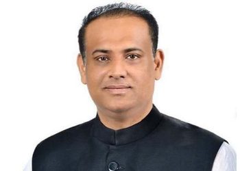 অর্থপাচারের স্বীকারোক্তি দিলেন গ্রেপ্তার কর্মকর্তা সাবেক ভূমিমন্ত্রীর