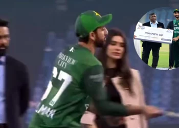 পাকিস্তানি অধিনায়কের ক্ষোভ, রানার্স-আপ চেক ছুঁড়ে দিলেন মাঠে