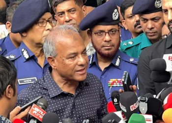 ফ্যাসিস্টদের ইন্ধন দেখছেন  খাগড়াছড়িতে ঘটনা পেছনে স্বরাষ্ট্র উপদেষ্টা