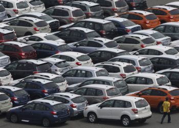 শুল্ক কমিয়ে ১৫% করলেন ট্রাম্প জাপানি গাড়ির