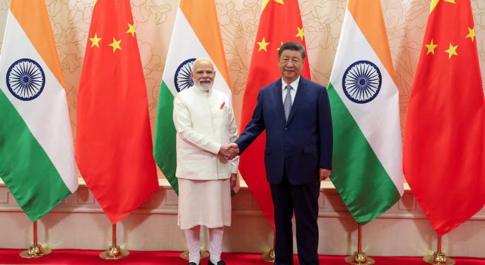 ‘বন্ধুত্ব’কে ঢাল বানানোর ইঙ্গিত শি-মোদির ট্রাম্পের শুল্ক তীর থেকে বাঁচতে